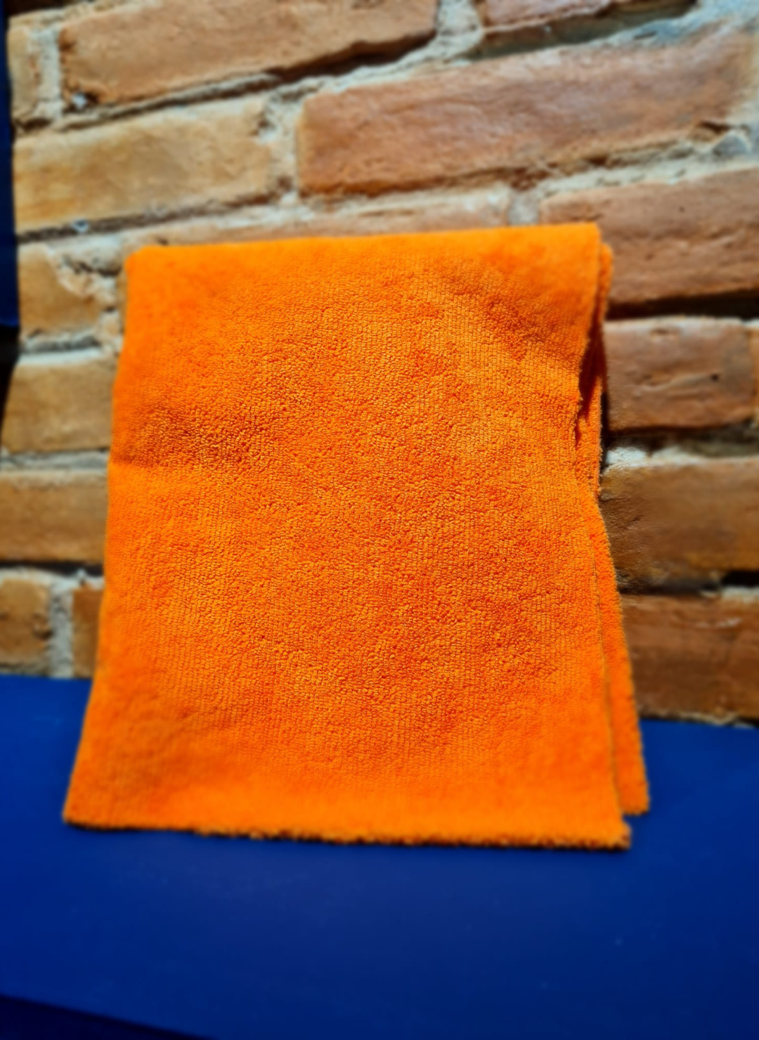 Image of Dual Pile Edgeless Towel 400gsm